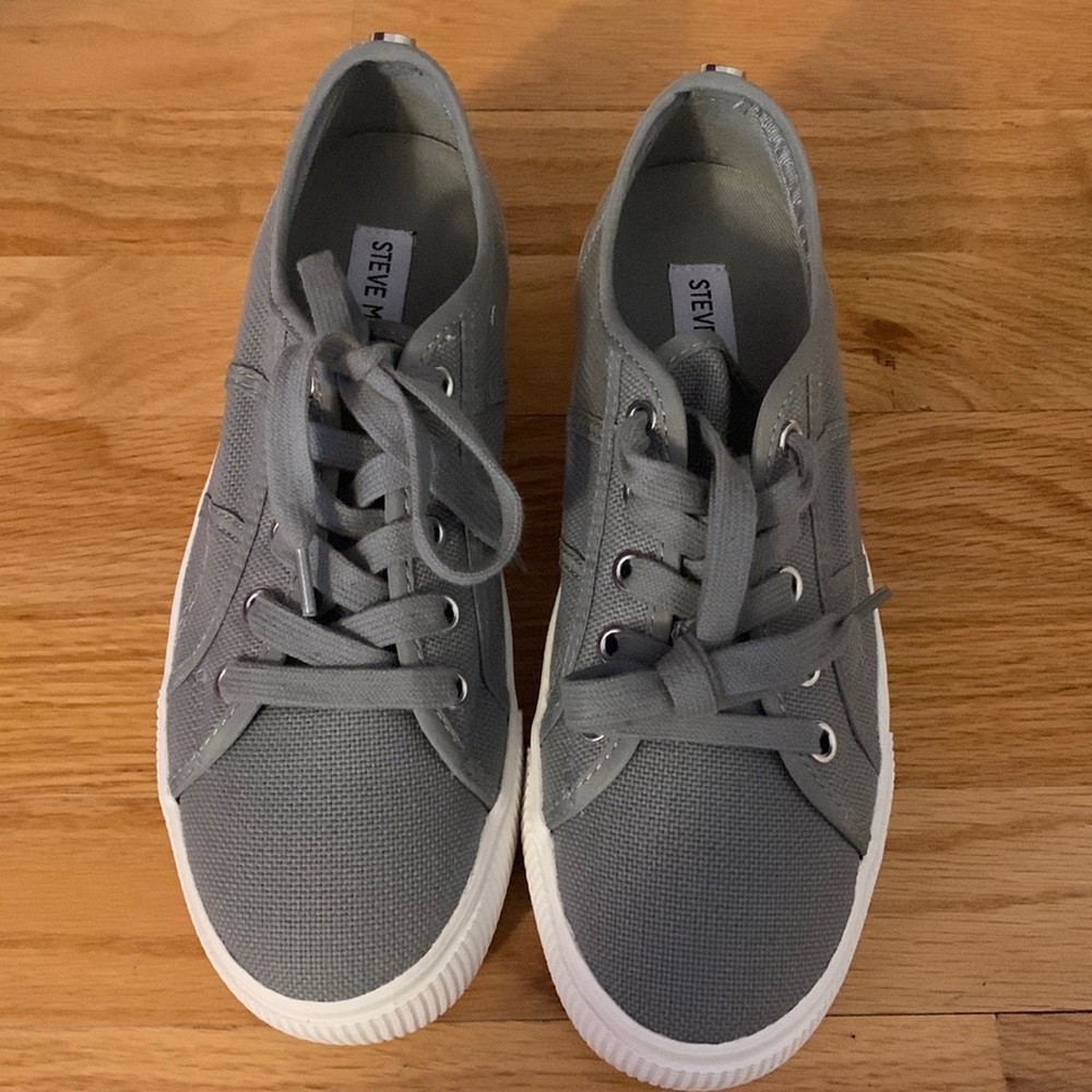 Steve Madden sneakers